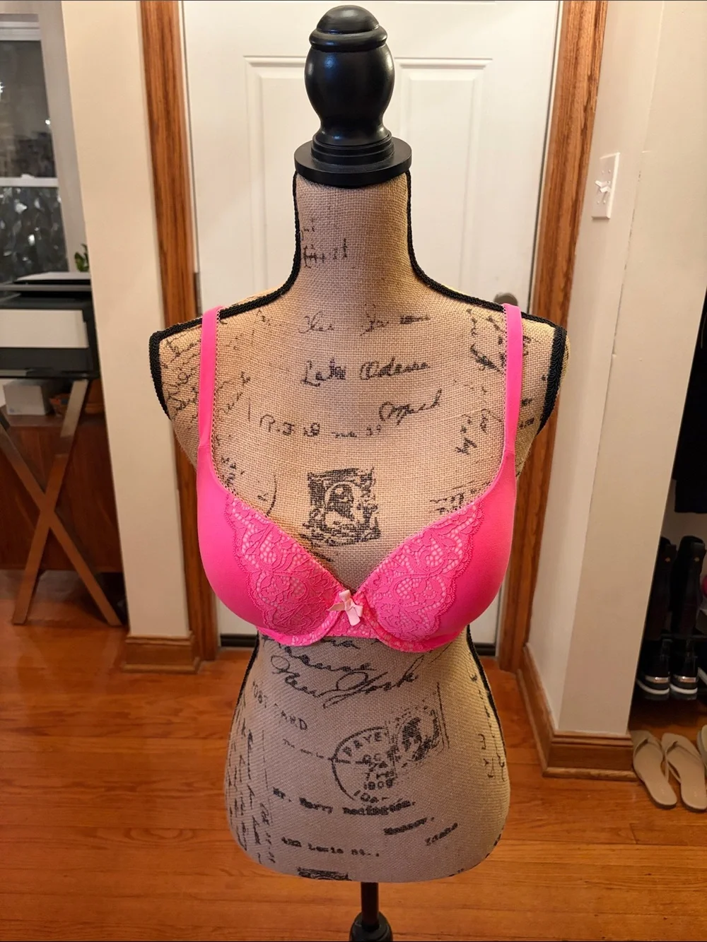 Pink Lace Push-Up Bra - Women Intimates
